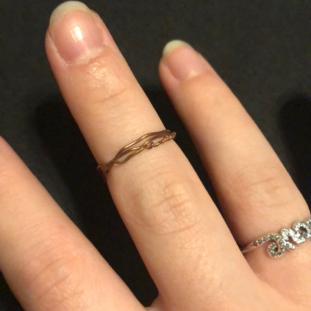 ‼️PRICE DROP‼️ Copper twisted mid ring